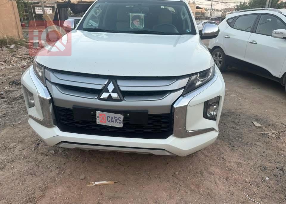 میتسوبیشی L200
